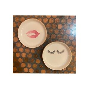 Eyelash & lips ceramic trinket dishes set of 2 NWOT